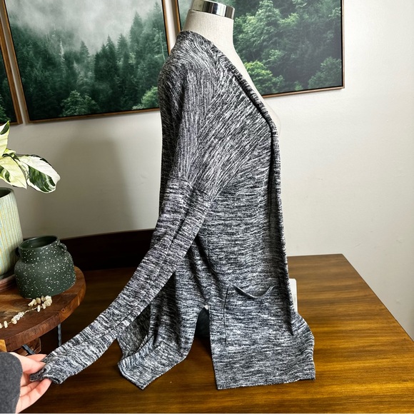 Old Navy Grey Cardigan Small - Picture 6 of 7